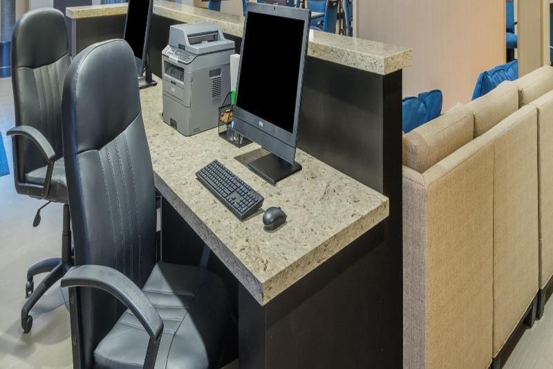 Holiday Inn - Terre Haute By Ihg מראה חיצוני תמונה