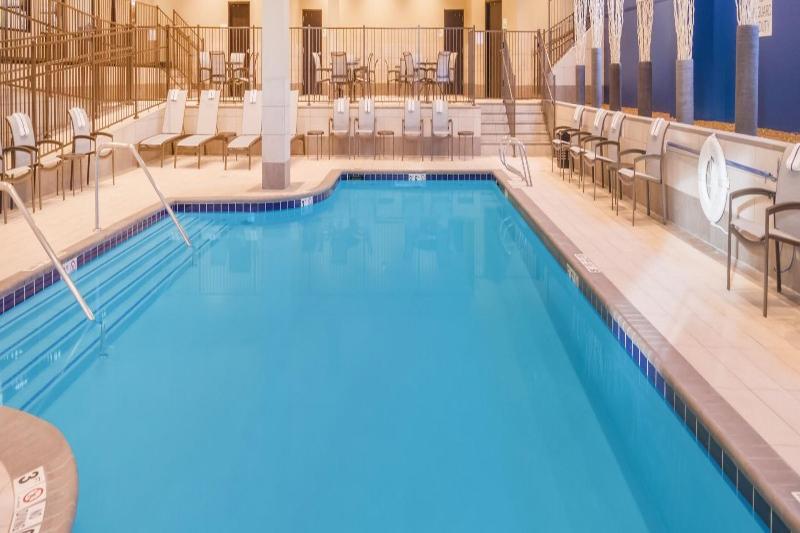 Holiday Inn - Terre Haute By Ihg מראה חיצוני תמונה